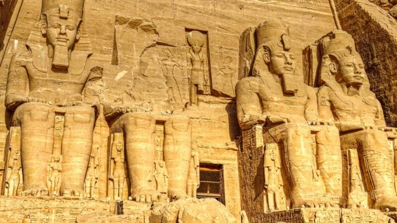 Abu Simbel, un templo impresionante que ver en Egipto