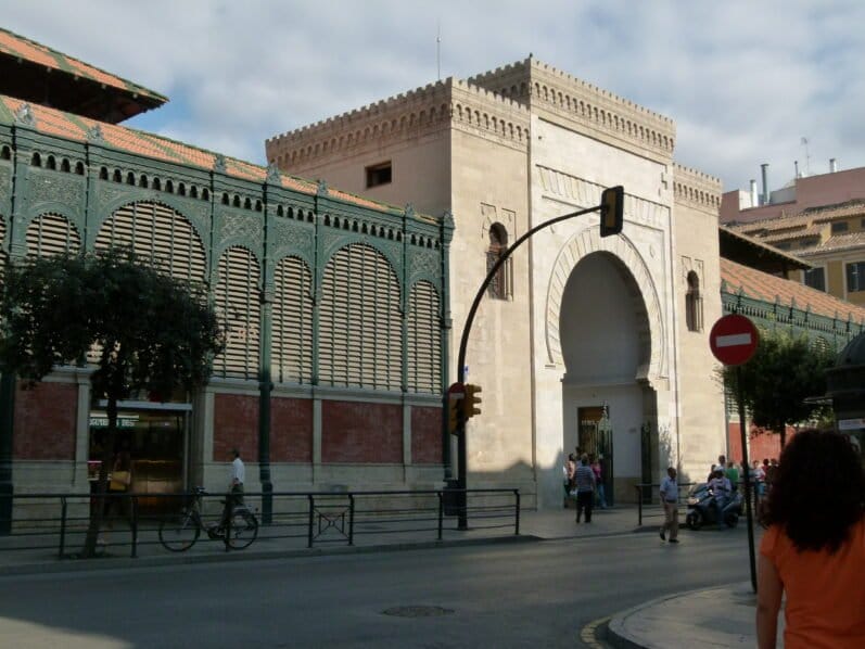 Mercado de Atarazanas, un lugar lleno de sabores típicos de Málaga