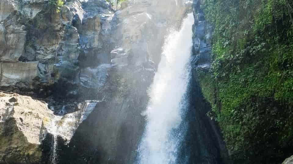 La cascada Tegenungan, un lugar natural que ver en Bali