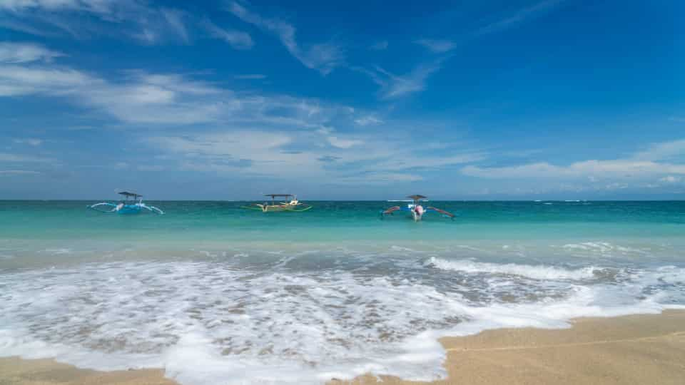 Playas de Kuta y Canggu, perfectas para hacer surf en Bali