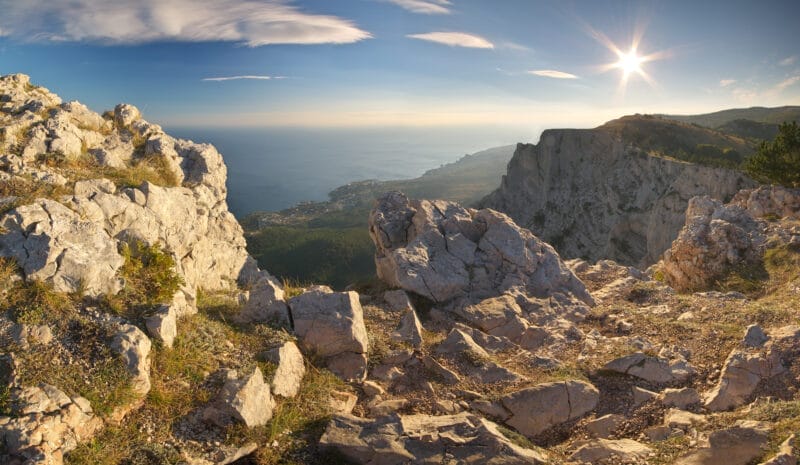 Senderos en el Parque Nacional de Paklenica, un área ideal para senderismo en Croacia