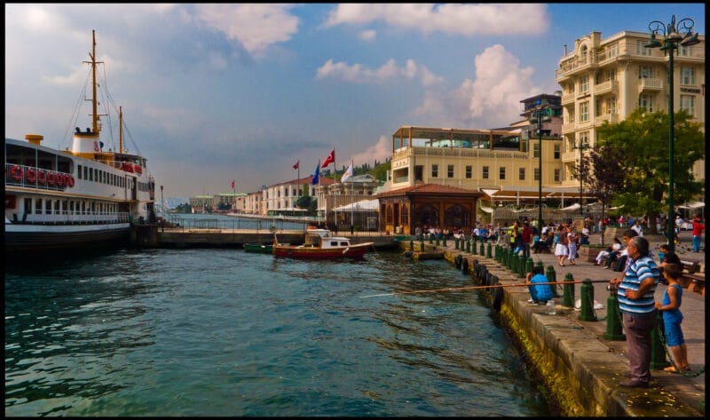 El Mercado de Ortaköy, con artesanías únicas que ver en Estambul